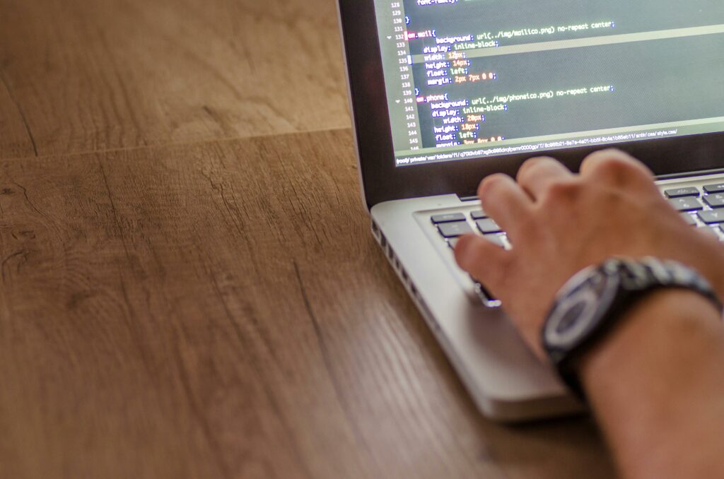 Comment faire une reconversion professionnelle en informatique