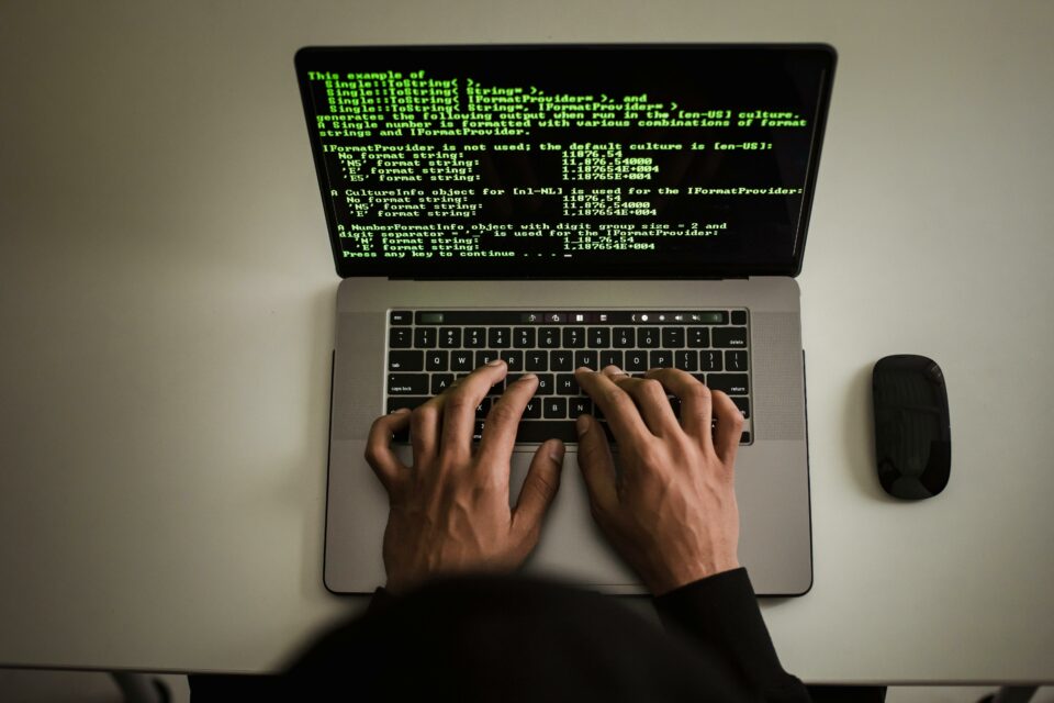Pourquoi se former au développement web et web mobile avec H3 Campus Online ?