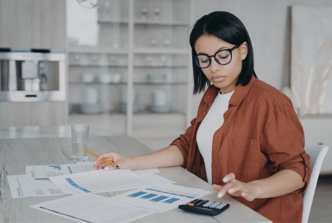 Assistant comptable : les compétences clés pour réussir dans ce métier