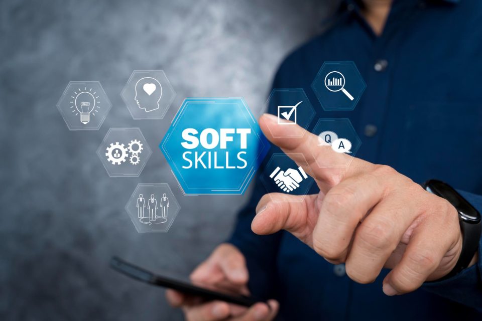 Développer ses soft skills en RH : un levier de performance pour les professionnels